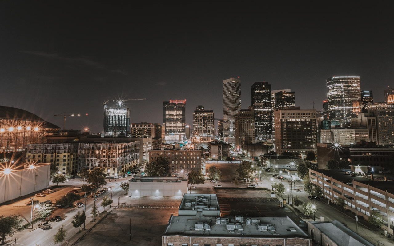 houston-skyline-PPY2V43